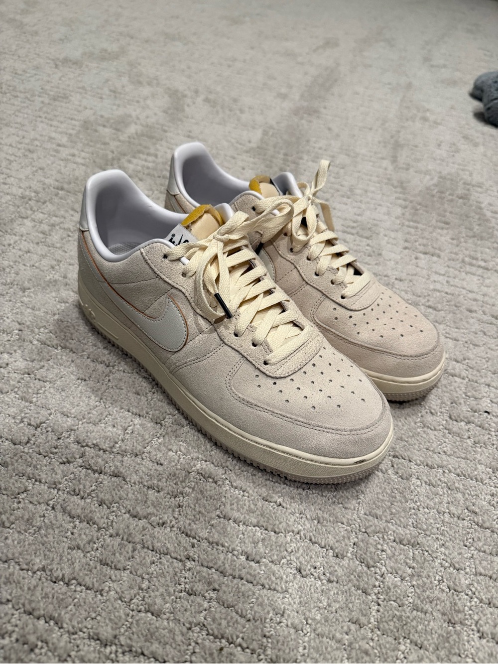 Men’s Nike Air Force athletic dept